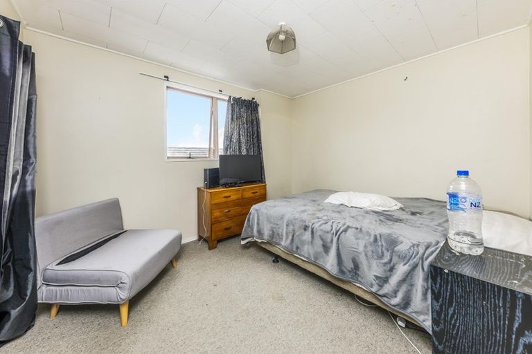 Photo of property in 90a Beaumonts Way, Manurewa, Auckland, 2102