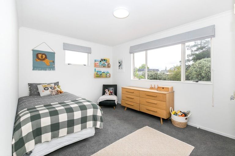 Photo of property in 8a Alison Street, Hamilton Lake, Hamilton, 3204