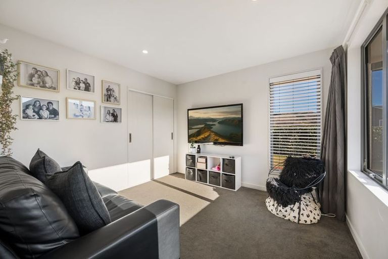 Photo of property in 14 Criffel Place, Luggate, Cromwell, 9383