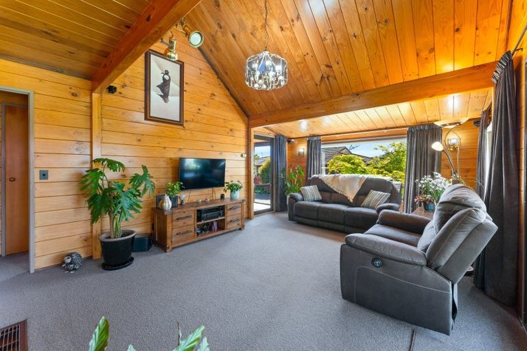 Photo of property in 13 Knights Grove, Otaki, 5512