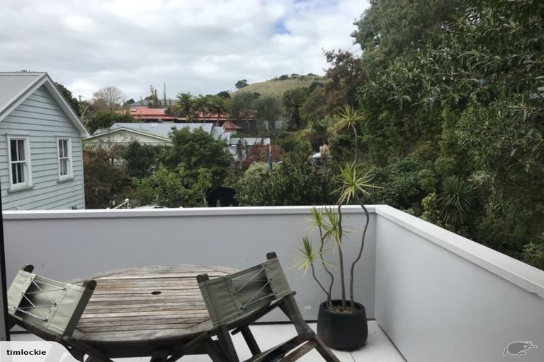Photo of property in 4/31 Ewen Alison Avenue, Devonport, Auckland, 0624