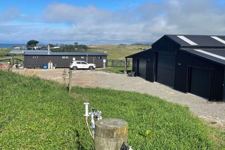 Photo of property in 32c Pokare Road, Pukehina, Te Puke, 3186