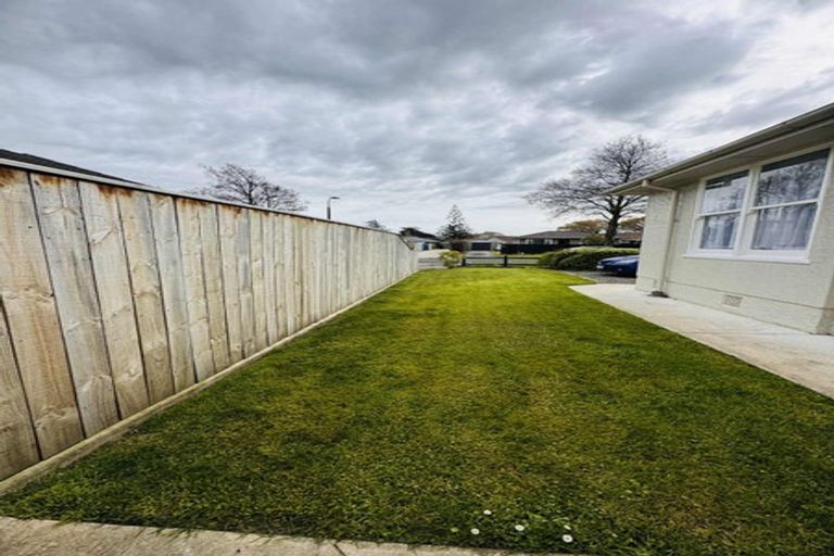 Photo of property in 17a Seddon Street, Takaro, Palmerston North, 4412