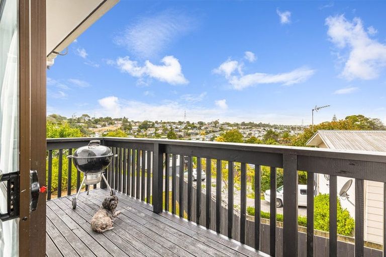 Photo of property in 6a Garton Drive, Massey, Auckland, 0614