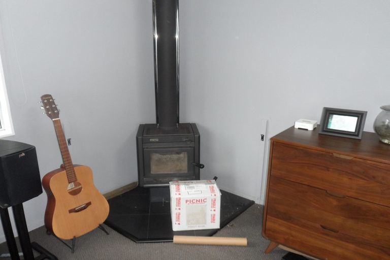 Photo of property in 59 Chartwell Drive, Crofton Downs, Wellington, 6035