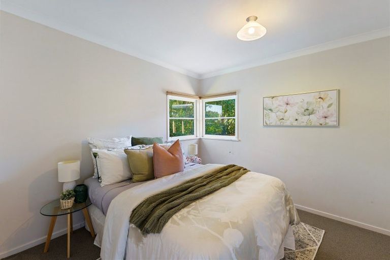 Photo of property in 41a Tiromoana Road, Raumati South, Paraparaumu, 5032