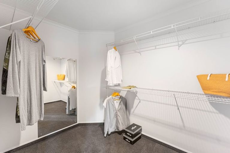 Photo of property in 26 Cottonwood Close, Paraparaumu Beach, Paraparaumu, 5032