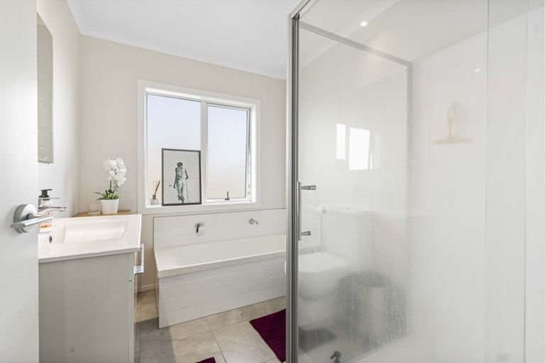 Photo of property in 15 Anna Jean Crescent, Flagstaff, Hamilton, 3210