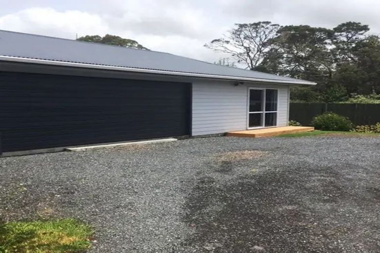 Photo of property in 19 Smeath Road, Kawakawa, 0210