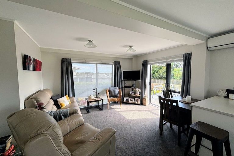 Photo of property in 28 Cape Hill Road, Pukekohe, 2120