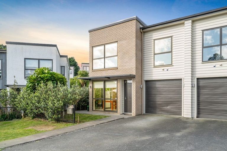 Photo of property in 55 Matairangi Avenue, Totara Heights, Auckland, 2105