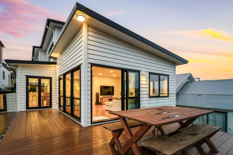 Photo of property in 94 Voyager Drive, Gulf Harbour, Whangaparaoa, 0930