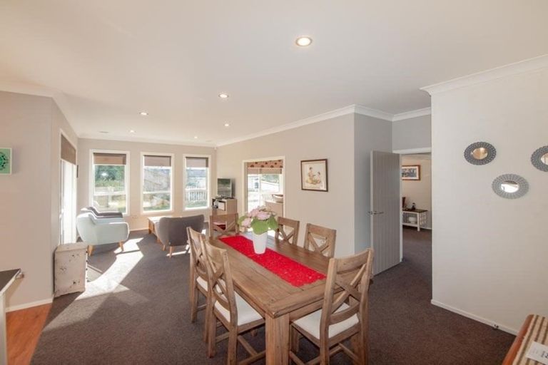Photo of property in 23 Melksham Drive, Churton Park, Wellington, 6037
