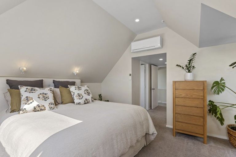 Photo of property in 5 Holderness Place, Ilam, Christchurch, 8041