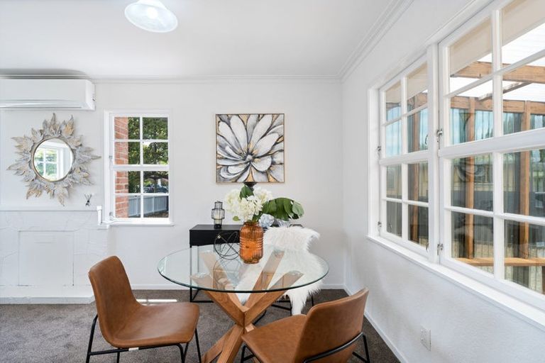 Photo of property in 402 West Coast Road, Glen Eden, Auckland, 0602