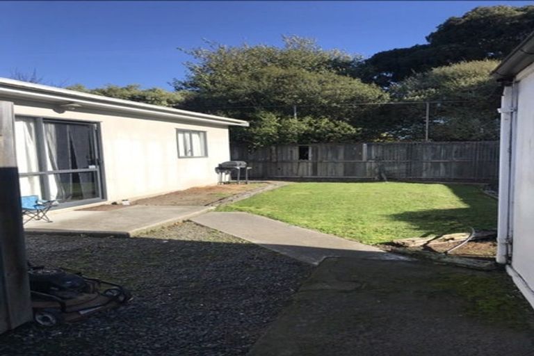 Photo of property in 32 Curletts Road, Sockburn, Christchurch, 8042