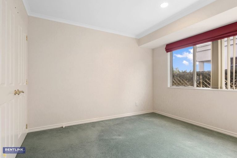 Photo of property in 111 Gravatt Road, Papamoa Beach, Papamoa, 3118