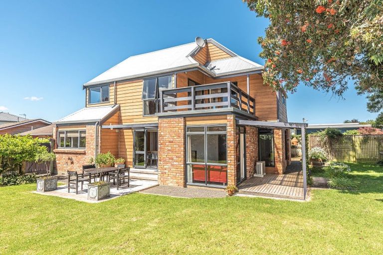 Photo of property in 21 Grey Street, College Estate, Whanganui, 4500