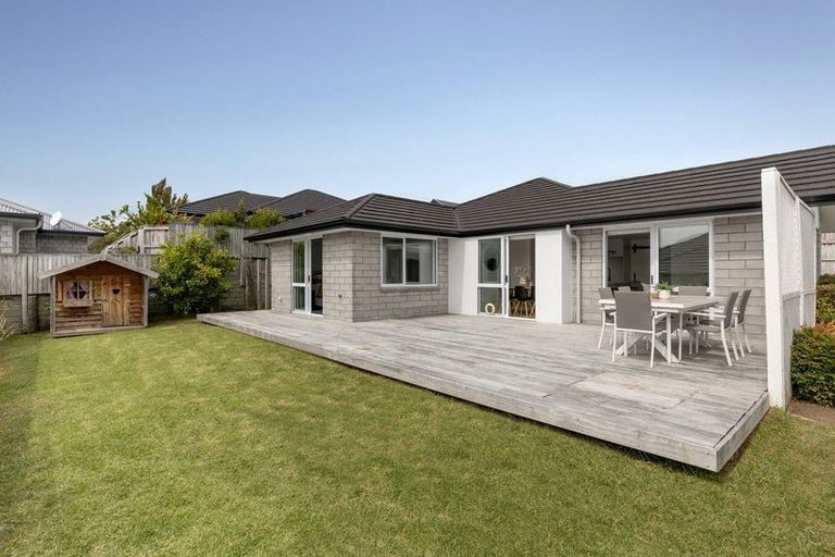 Photo of property in 6 Melonette Way, Ohauiti, Tauranga, 3112