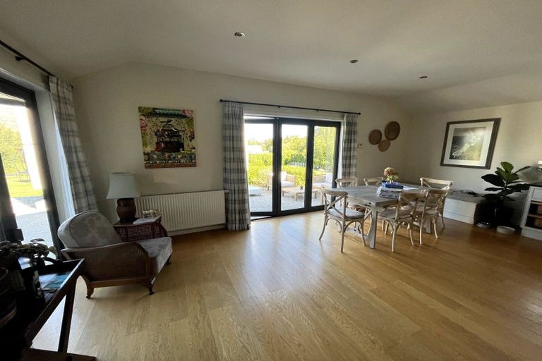 Photo of property in 11 Bevan Place, Wanaka, 9305