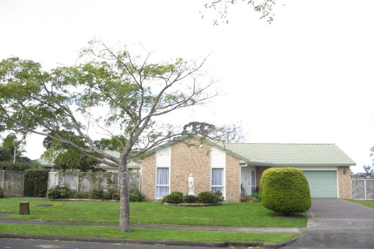 Photo of property in 9 Gairloch Place, Wattle Downs, Auckland, 2103