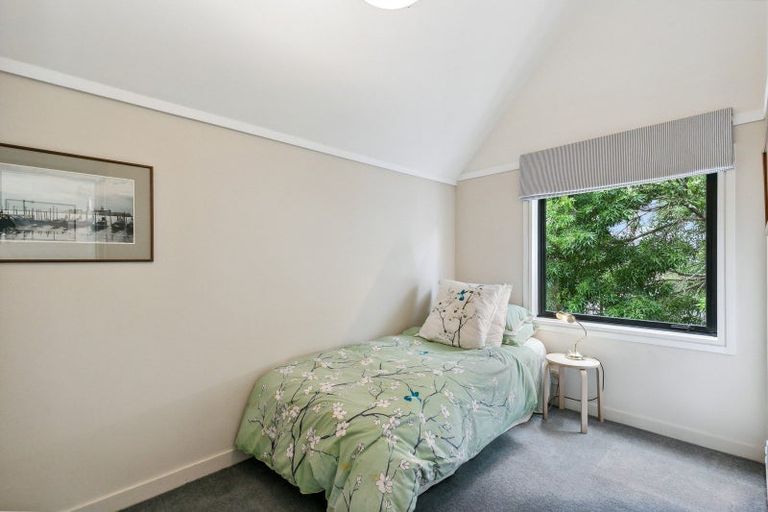 Photo of property in Pitarua Court, 2/11 Pitarua Street, Thorndon, Wellington, 6011