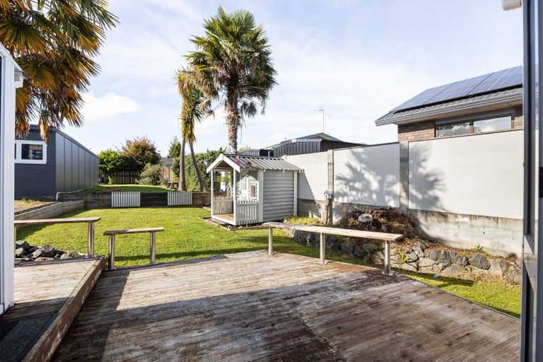 Photo of property in 15 Livingstone Avenue, Nawton, Hamilton, 3200