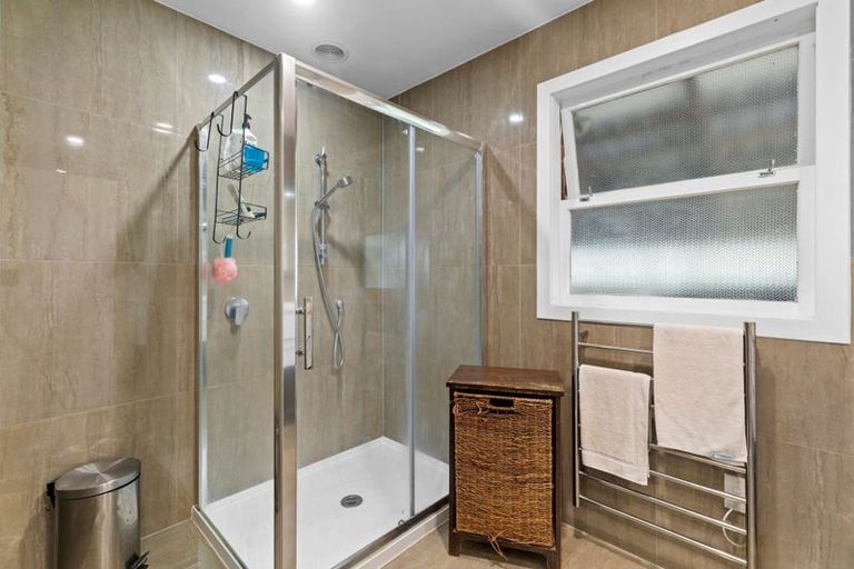 Photo of property in 2 Birdwood Road, Pukekohe, 2120