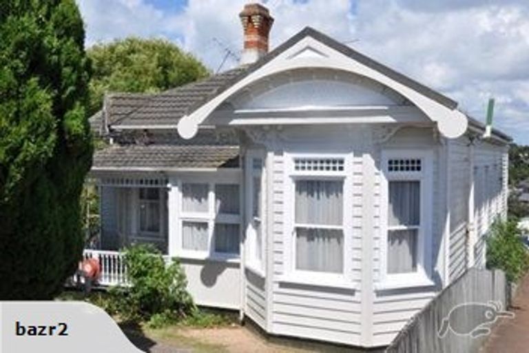 Photo of property in 3/98 Birkenhead Avenue, Birkenhead, Auckland, 0626