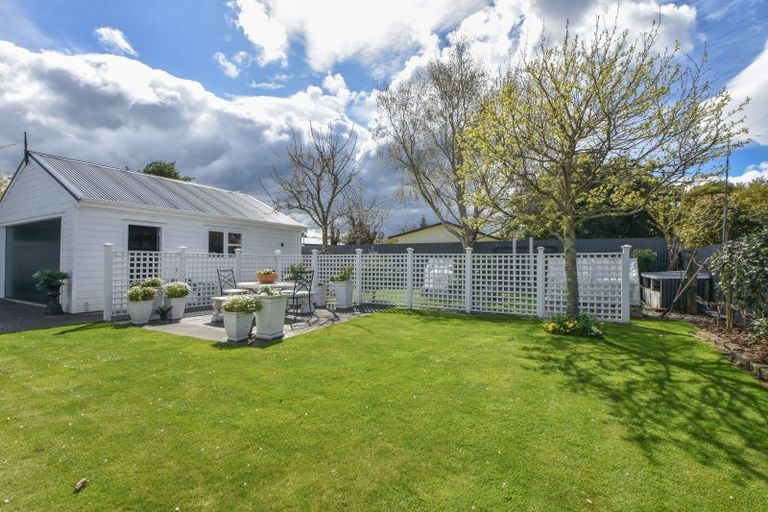 Photo of property in 12 Rhodes Street, Carterton, 5713