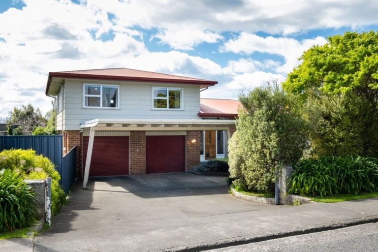 Photo of property in 20 Saint Hill Lane, Havelock North, 4130