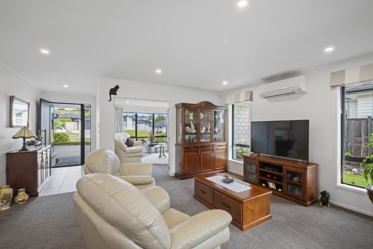 Photo of property in 130 Lisle Farm Drive, Pukekohe, 2120