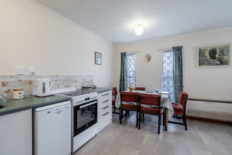 Photo of property in 8 Munro Street, Waikiwi, Invercargill, 9810