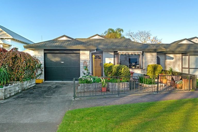 Photo of property in 45a Stout Street, Whataupoko, Gisborne, 4010