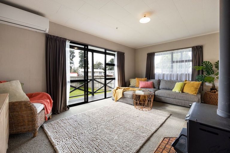 Photo of property in 71a Kahikatea Drive, Melville, Hamilton, 3206