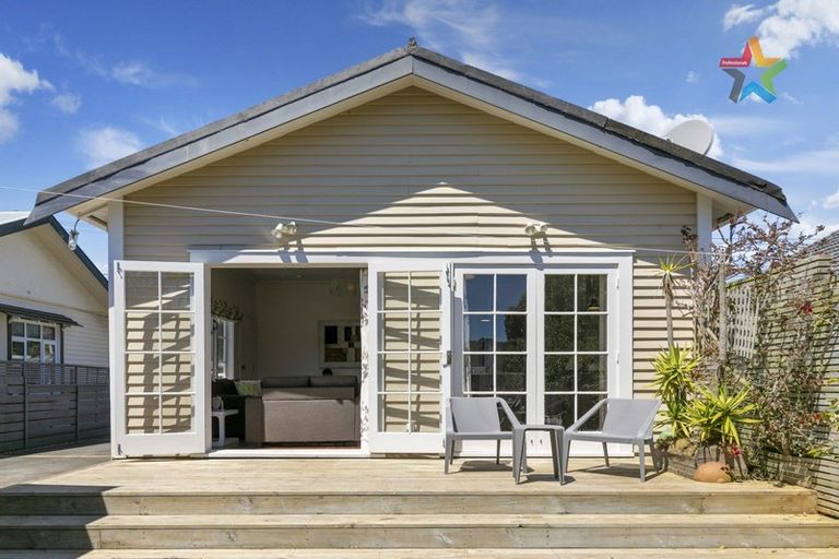 Photo of property in 73 William Street, Petone, Lower Hutt, 5012