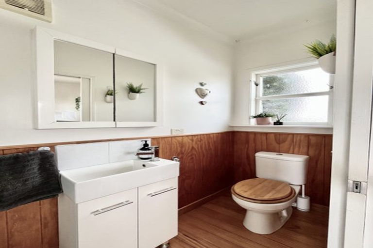 Photo of property in 3 Bell Road, Beachlands, Auckland, 2018