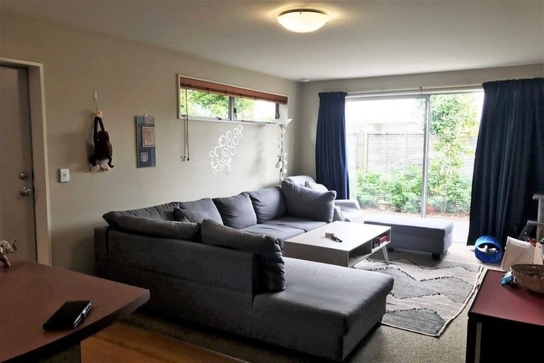 Photo of property in 47 Lyndon Street, Riccarton, Christchurch, 8041