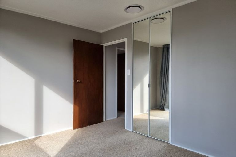 Photo of property in 27 Viewmont Drive, Harbour View, Lower Hutt, 5010