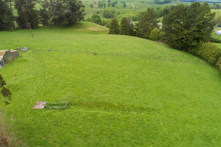 Photo of property in 375 Rangatira Road, Hunterville, 4786