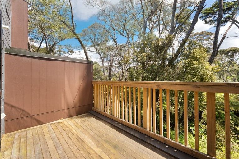 Photo of property in 25/9 Schnapper Rock Road, Greenhithe, Auckland, 0632