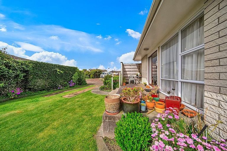 Photo of property in 21 Davidson Street, Hawera, 4610