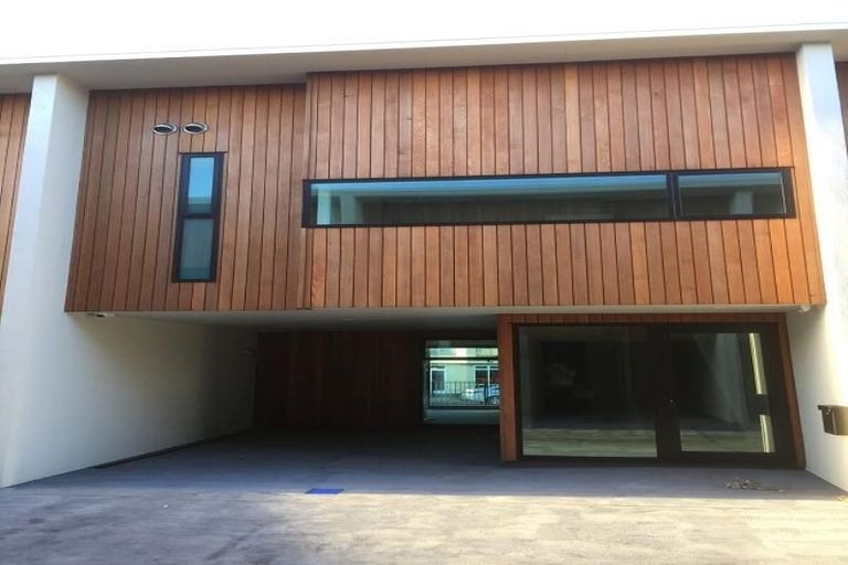 Photo of property in 6/2 Matatua Road, Raumati Beach, Paraparaumu, 5032