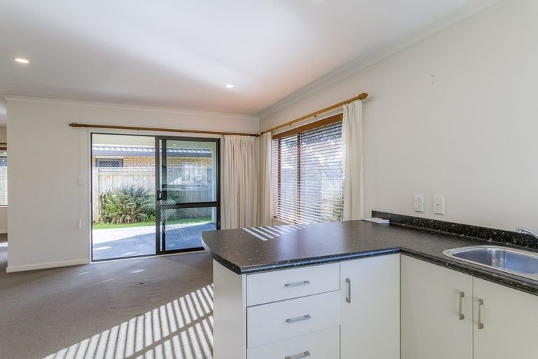 Photo of property in 91a Queen Street West, Levin, 5510
