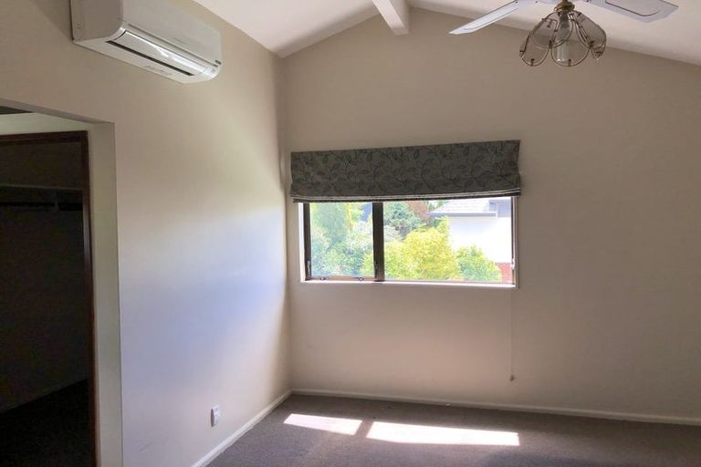 Photo of property in 21 Wadeley Road, Ilam, Christchurch, 8041