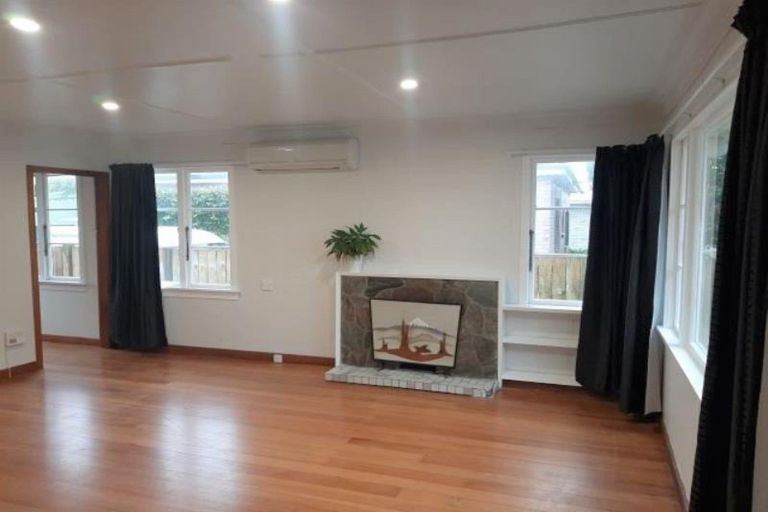 Photo of property in 32 Doone Street, Lynmouth, New Plymouth, 4310
