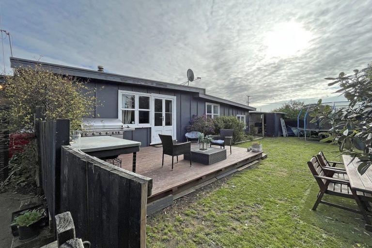 Photo of property in 49 Milson Line, Milson, Palmerston North, 4414