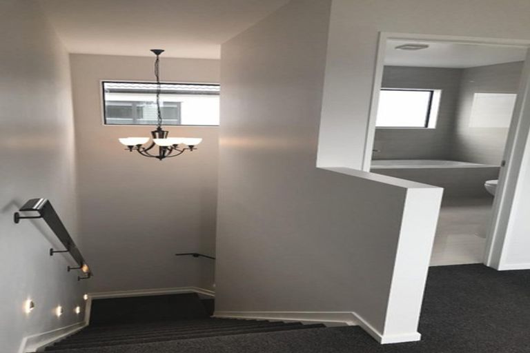 Photo of property in 35a James Walter Place, Mount Wellington, Auckland, 1060