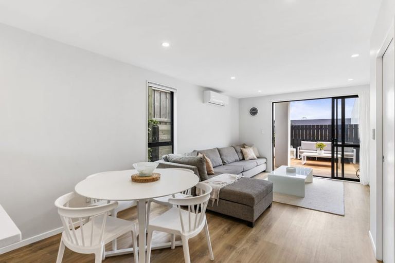 Photo of property in 32 Hinonga Loop, Silverdale, 0932