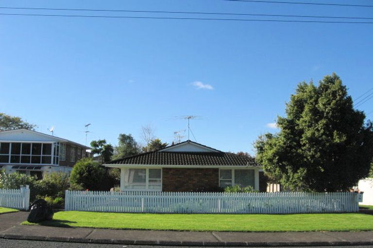Photo of property in 2/32 Udys Road, Pakuranga, Auckland, 2010